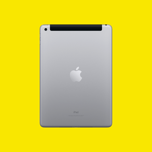 Apple iPad 6. generace 9.7" (2018) 128GB Wi-Fi + Cellular Space Gray