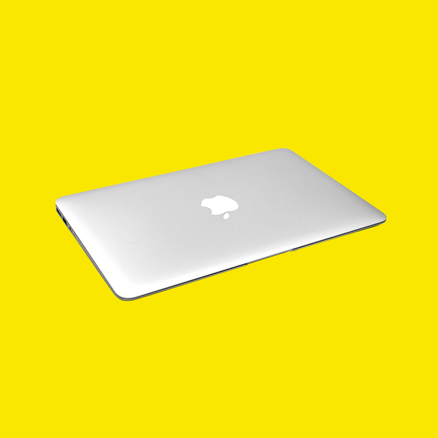 Apple MacBook Air 11" (Early-2015) Silver*